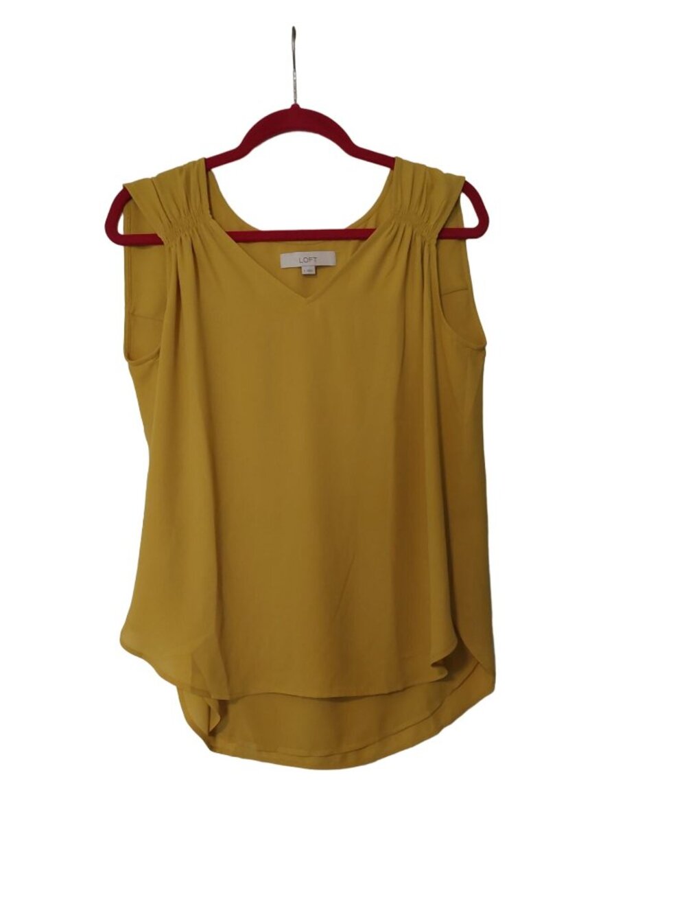 Loft Yellow Sleeveless Blouse With V-Neckline & Pleated Shoulders Size S
